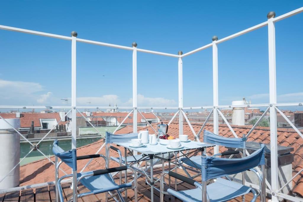 Apartamento Ca' Altanella, Amazing Views From The Terrace!